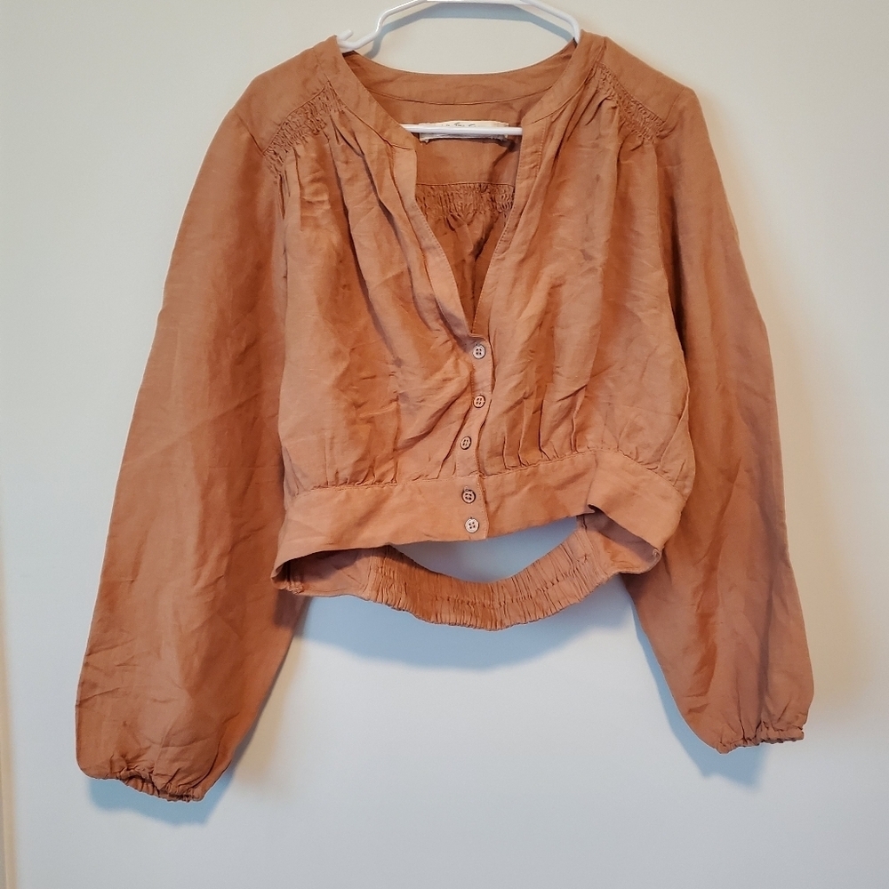 We The Free Cropped Rust Orange Button-Up Vneck Linen Blend Blouse